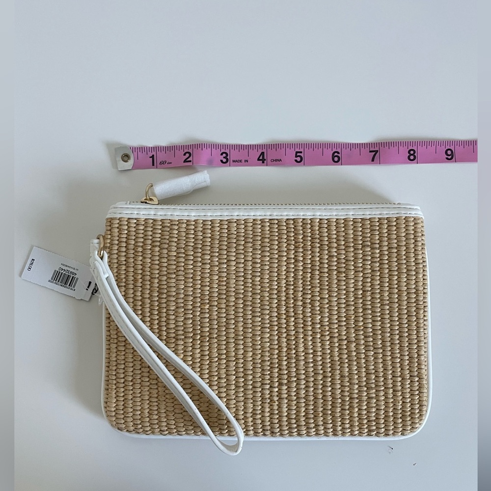 Express Wristlet - Picture 2 of 5